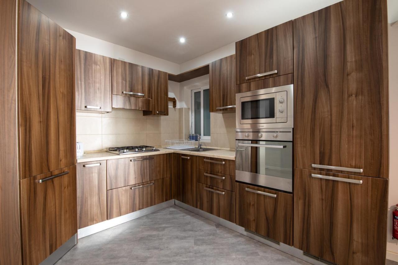 Modern 3 Bedroom & 3 Bathroom Apartment - Near Balluta Bay Saint Julian's Luaran gambar