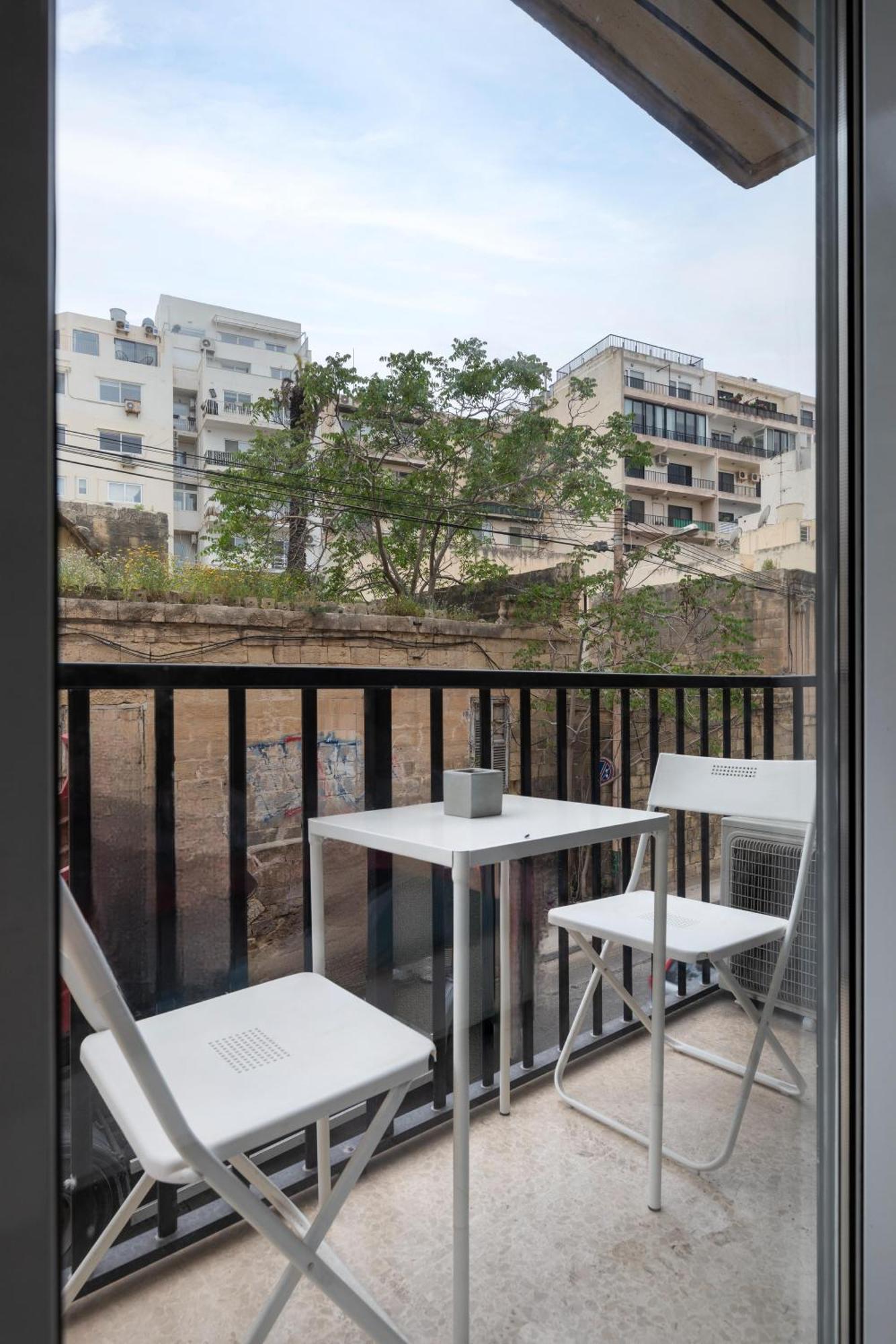 Modern 3 Bedroom & 3 Bathroom Apartment - Near Balluta Bay Saint Julian's Luaran gambar